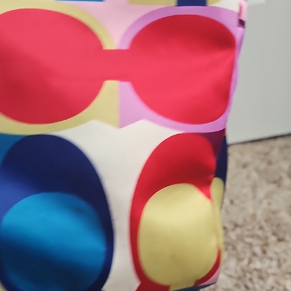 Coach Signature Scarf Print Weekender - Picture 17 of 17